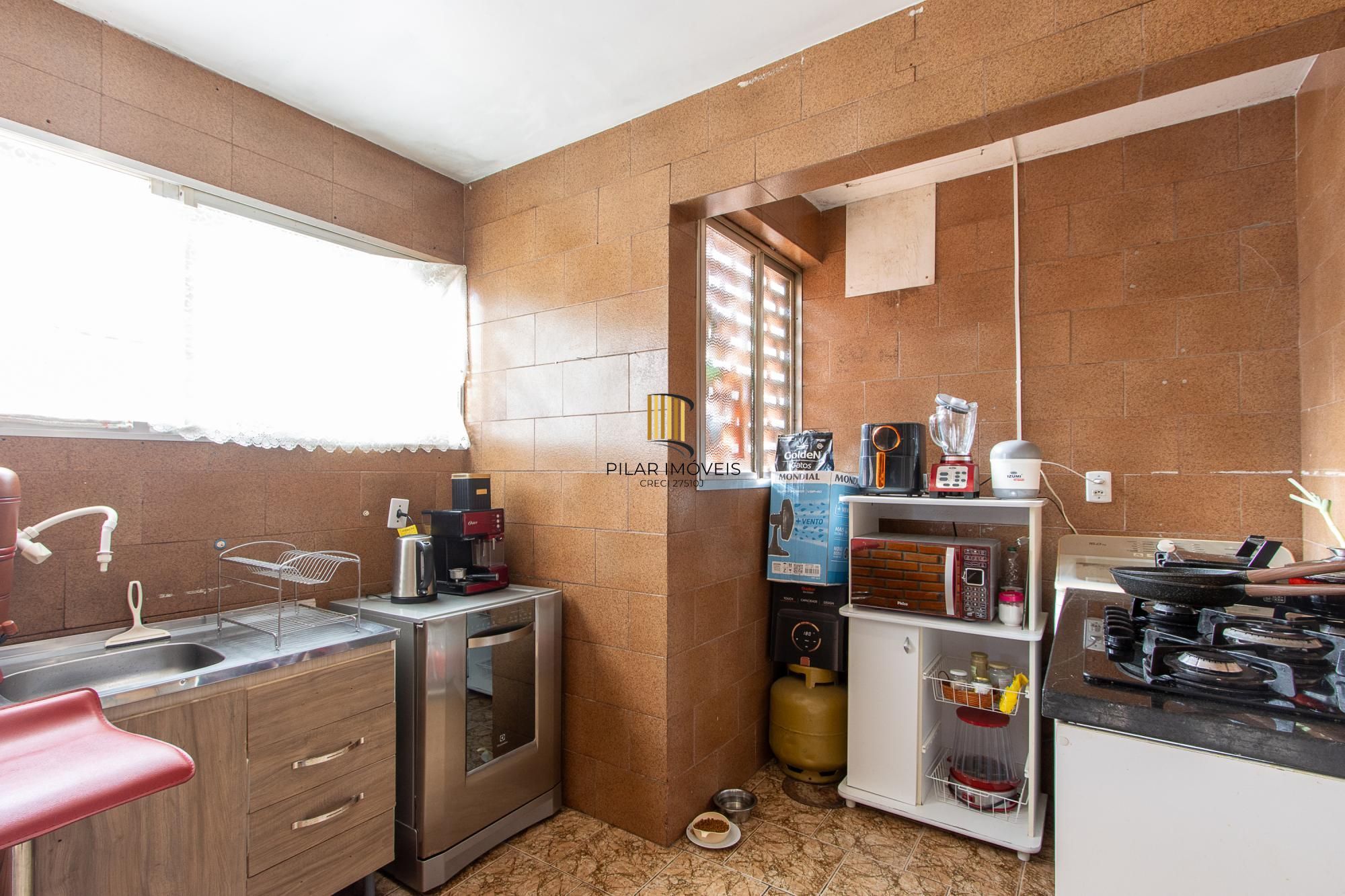 Apartamento 3 dormitórios no bairro Menino Deus