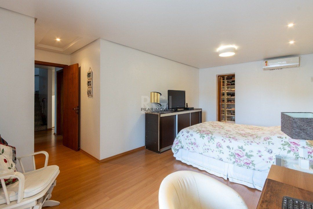 Casa Condominio para Venda - 334.56m², 4 dormitórios, sendo 1 suites, 2 vagas - Jardim Isabel