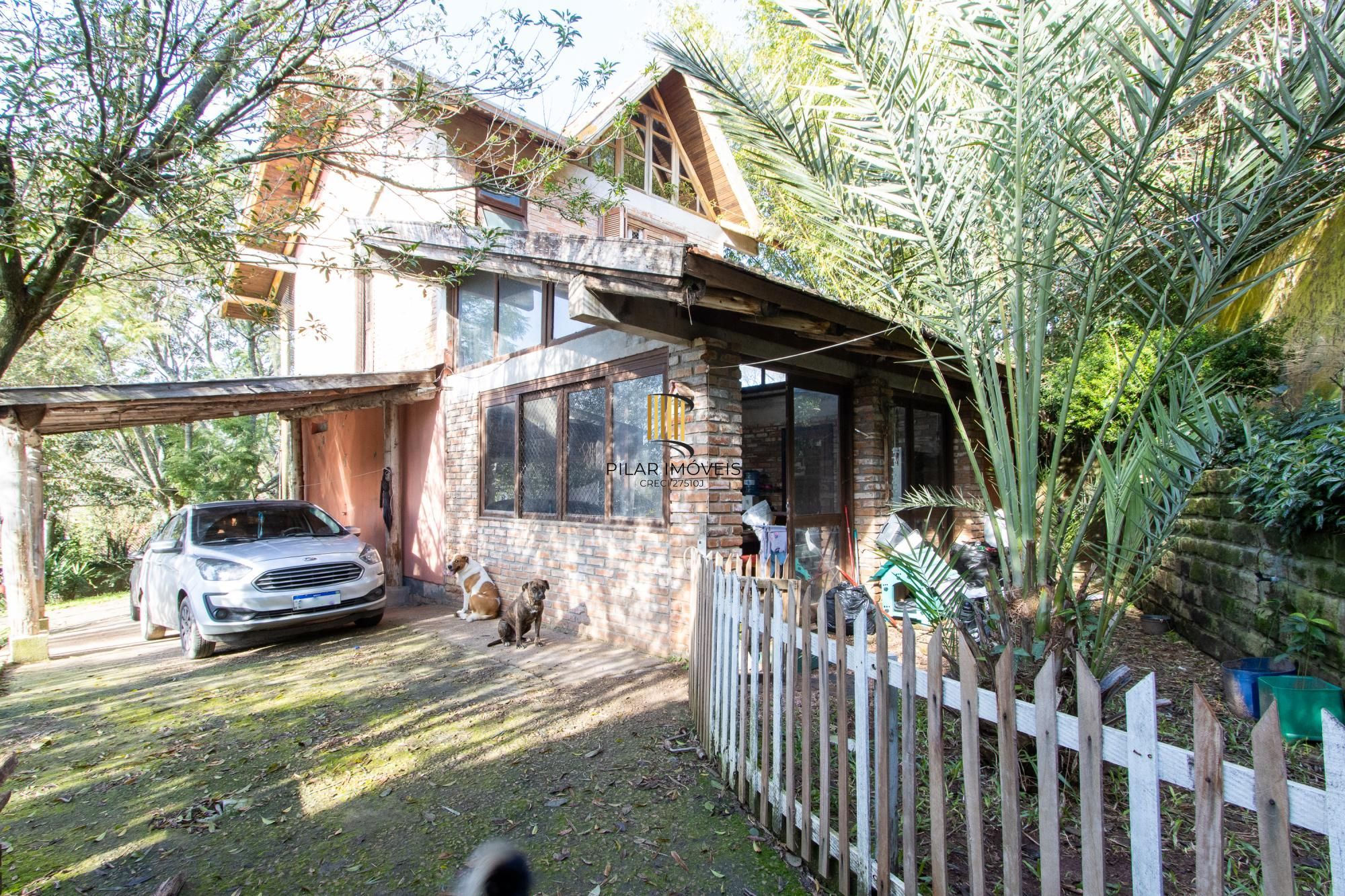 Casa para Venda - 130m², 3 dormitórios, sendo 1 suites, 3 vagas - Hípica