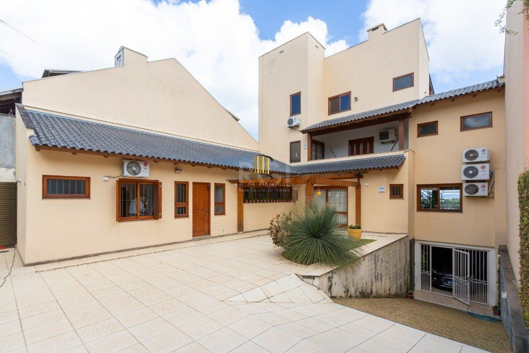Casa para Venda - 358.78m², 3 dormitórios, sendo 1 suites, 3 vagas - Jardim Isabel