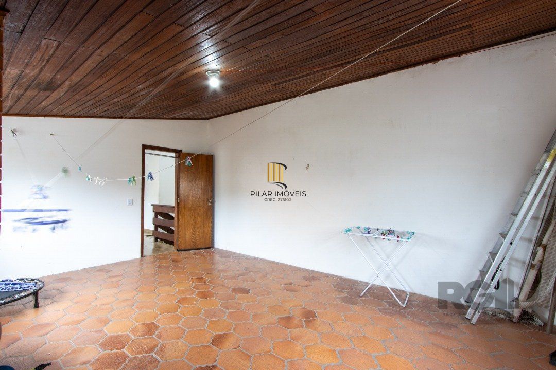 Casa ampla à venda em Santa Tereza - Porto Alegre