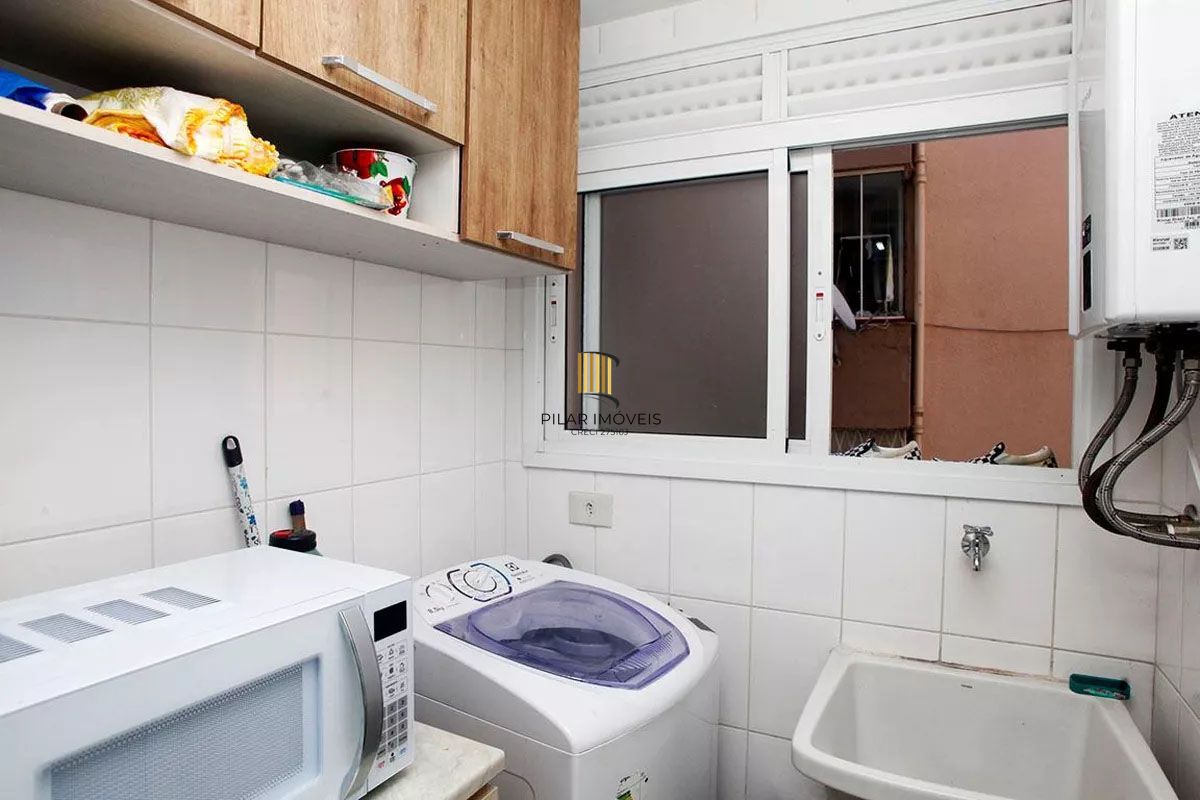 Apartamento com 2 dormitórios com 58.35m² no bairro Bom Fim