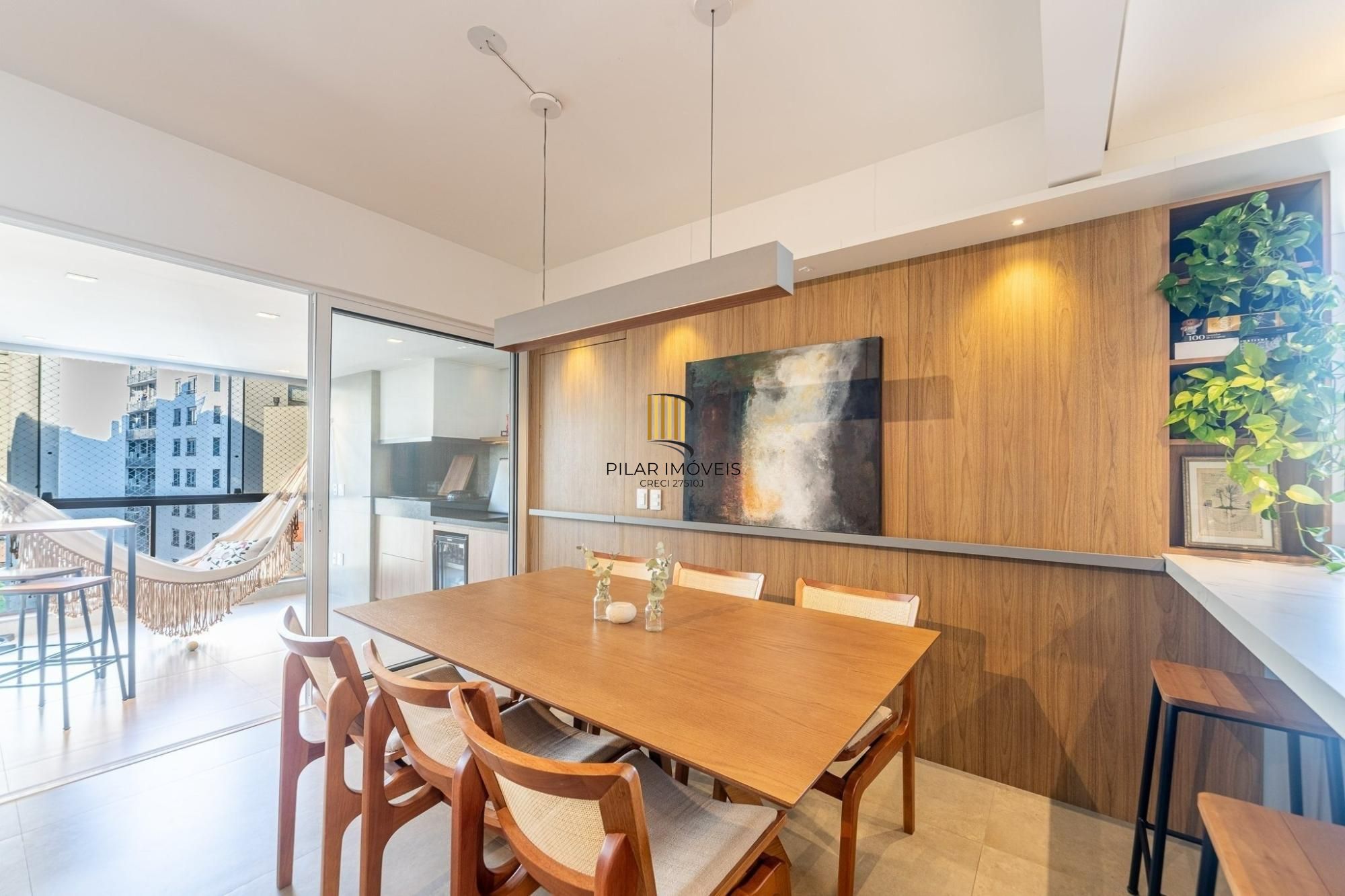 Apartamento Alto Padrão com Vista Definitiva em Bairro Nobre de Porto Alegre