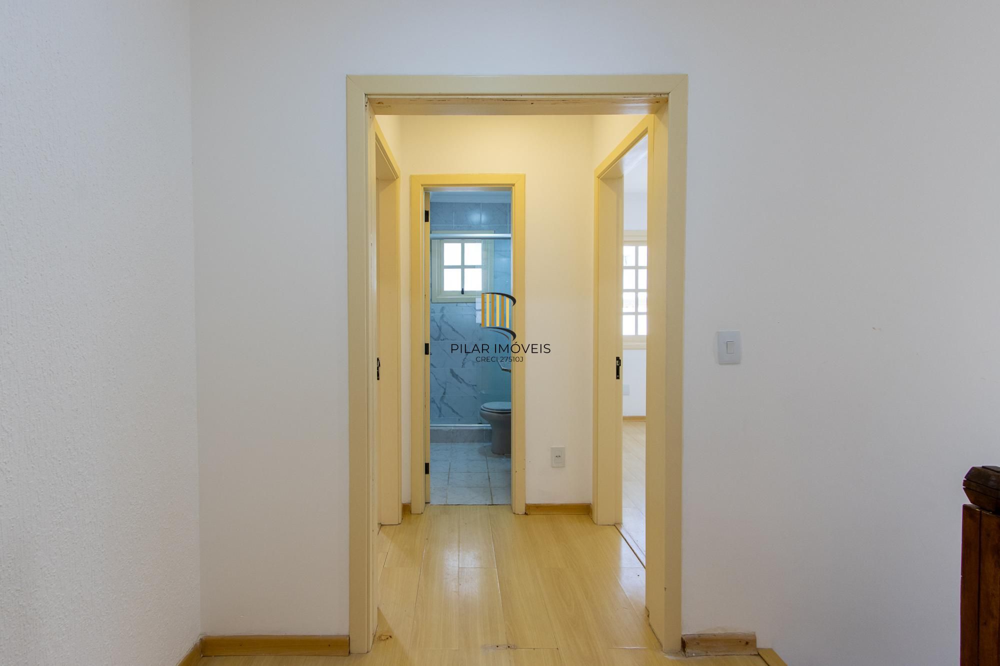 Casa em condomínio, 3 dormitórios (1 suite) 2 vagas - Jardim Isabel