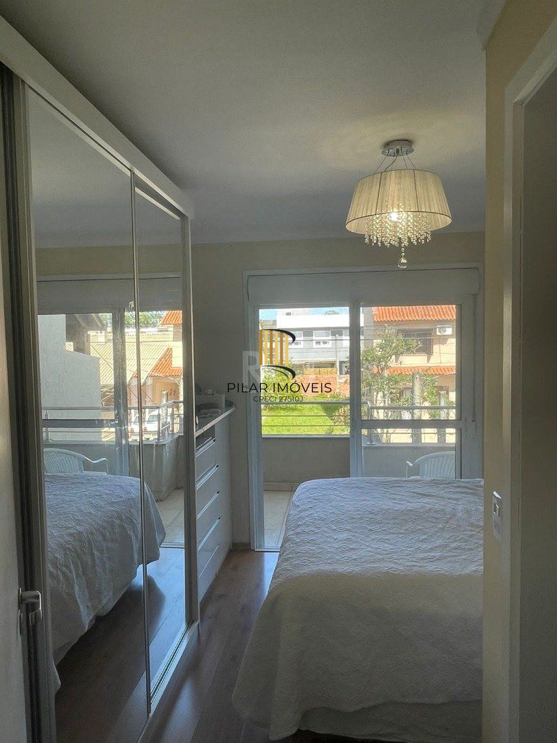 Sobrado para Venda - 132.69m², 2 dormitórios, sendo 1 suites, 1 vaga - Hípica