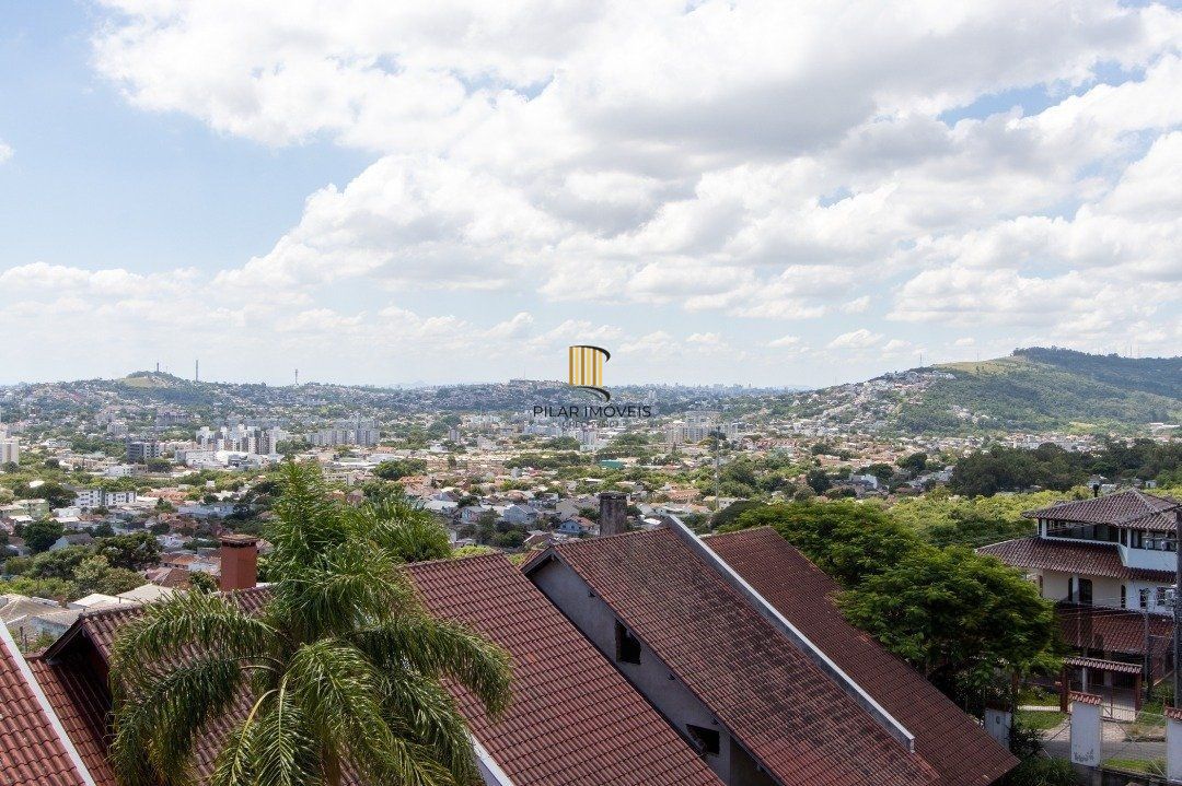 Casa de Condomínio 3 dormitórios no bairro Tristeza