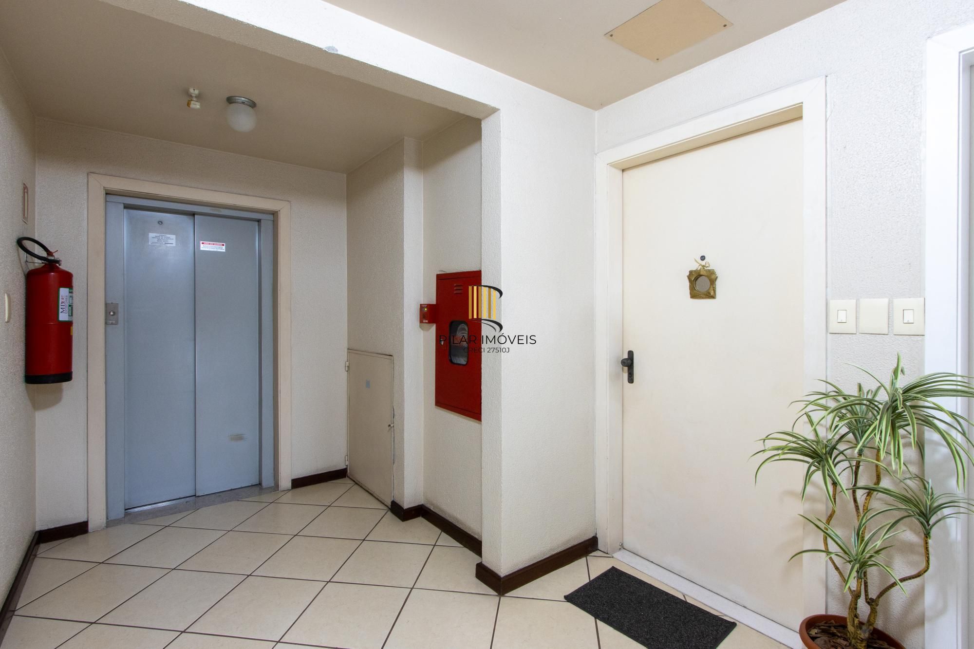 Apartamento 2 dormitórios no Plaza Cristal