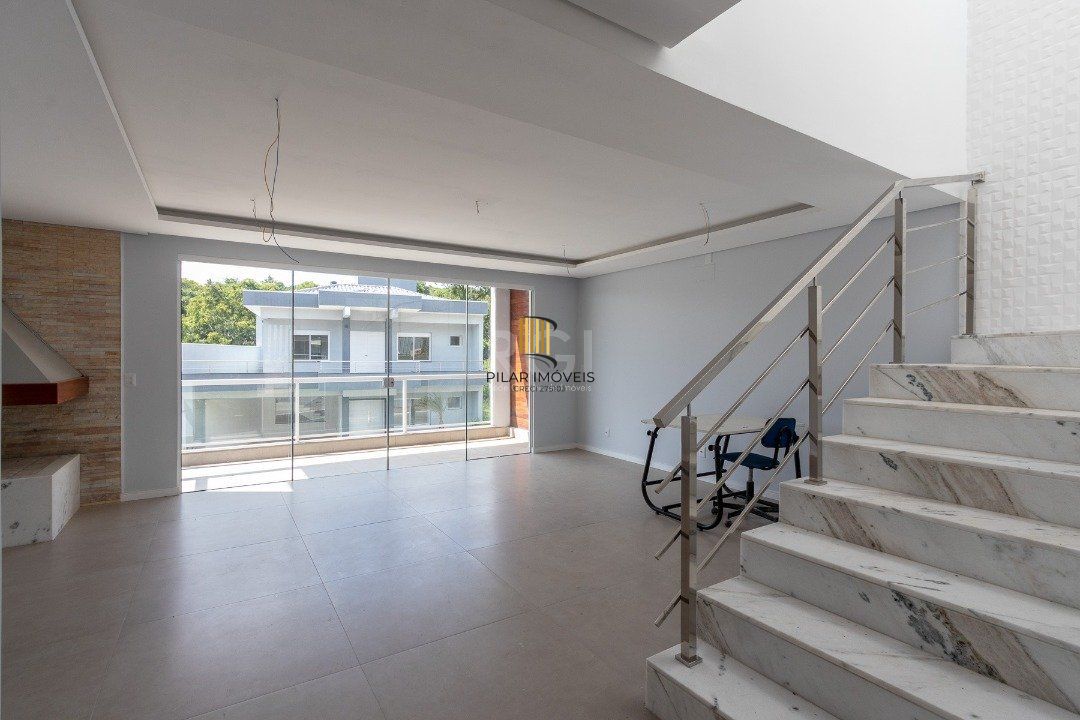 Casa Condominio para Venda - 219m², 3 dormitórios, sendo 1 suites, 2 vagas - Vila Nova