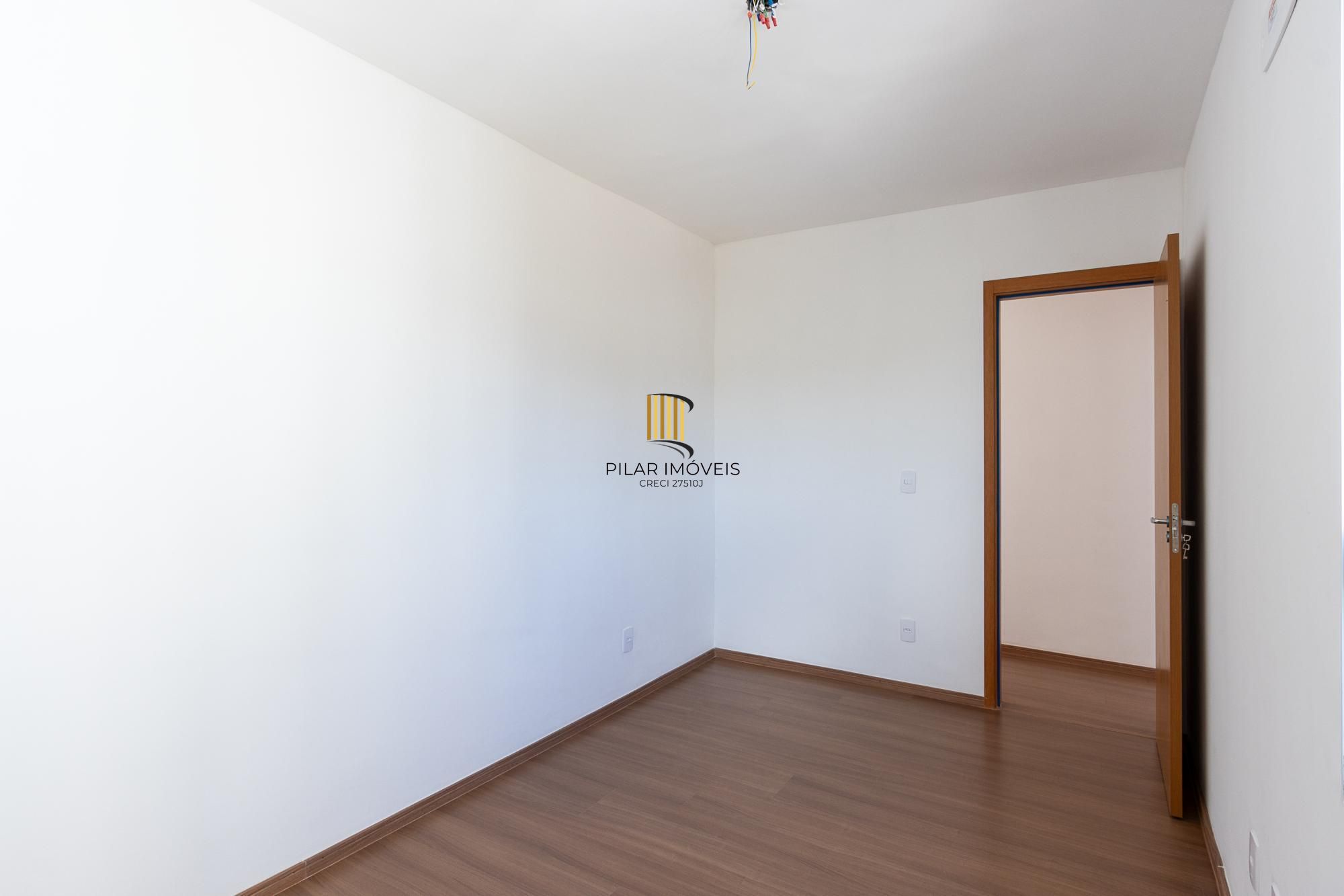 Apartamento no 5 andar de frente com 2 dormitórios