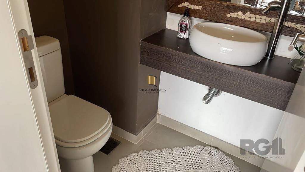 Casa no Condomínio Rossi 4 Dormitórios