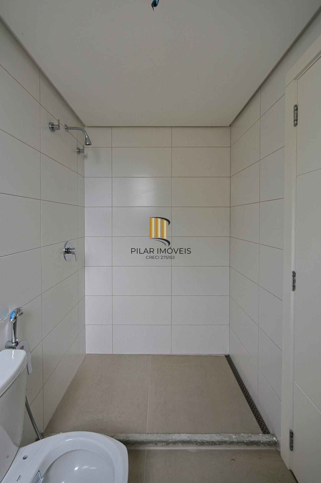 Apartamento com 217m² e 3 dormitórios no bairro Tristeza em PORTO ALEGRE para Comprar