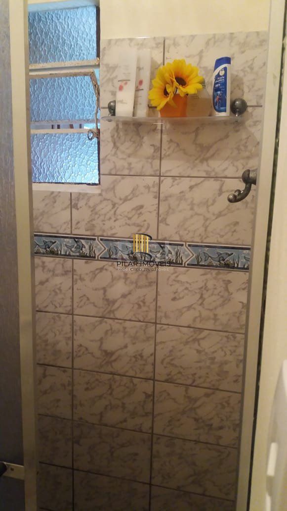 Casa para Venda - 80m², 2 dormitórios, 4 vagas - Lami