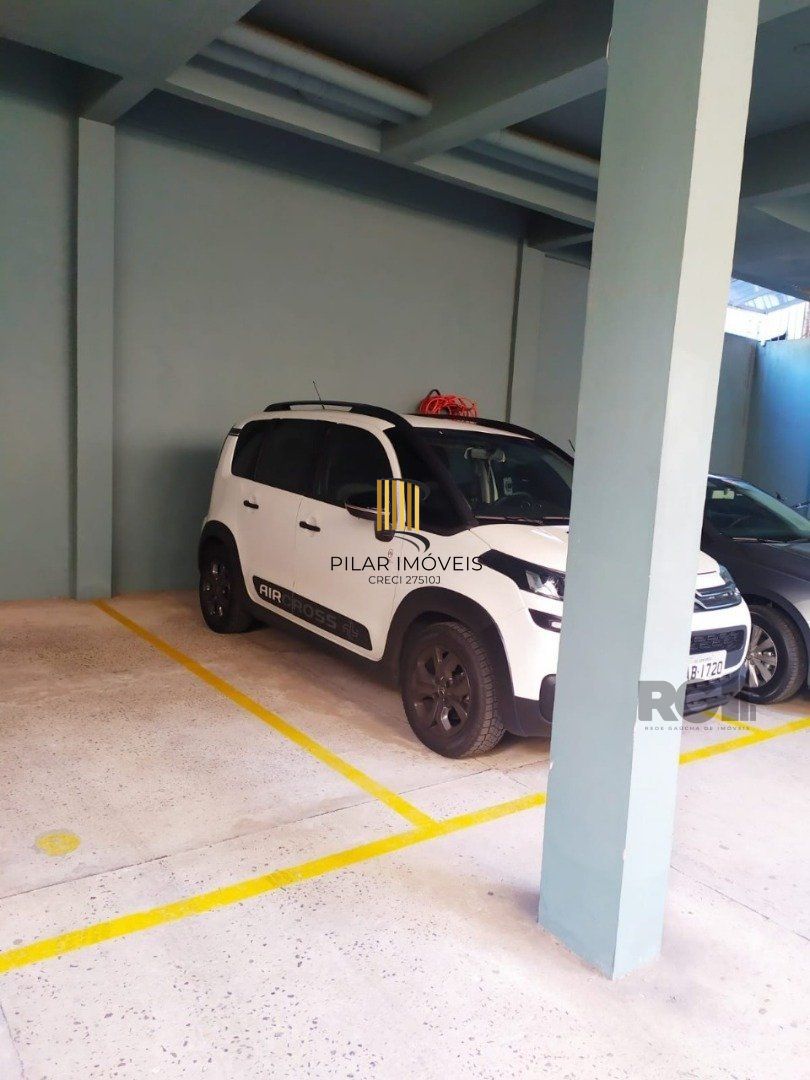 Apartamento para Venda com 1 dormitório e 1 vaga no bairro Cristal