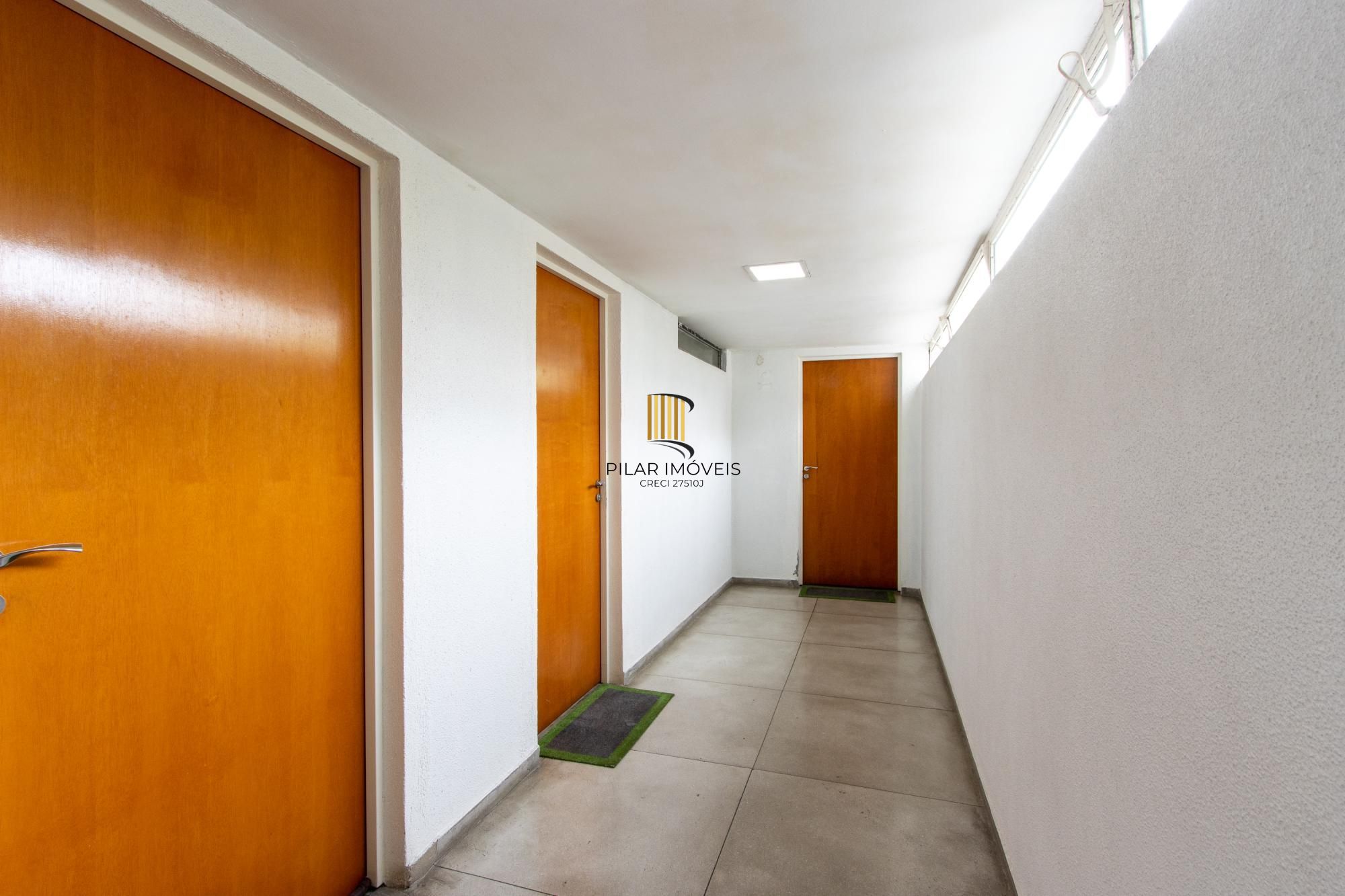 Sala comercial no Edifício Uarumã.
