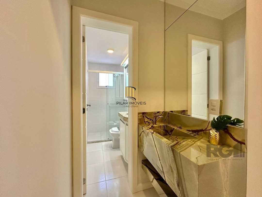 Apartamento 3 dormitórios no bairro Centro