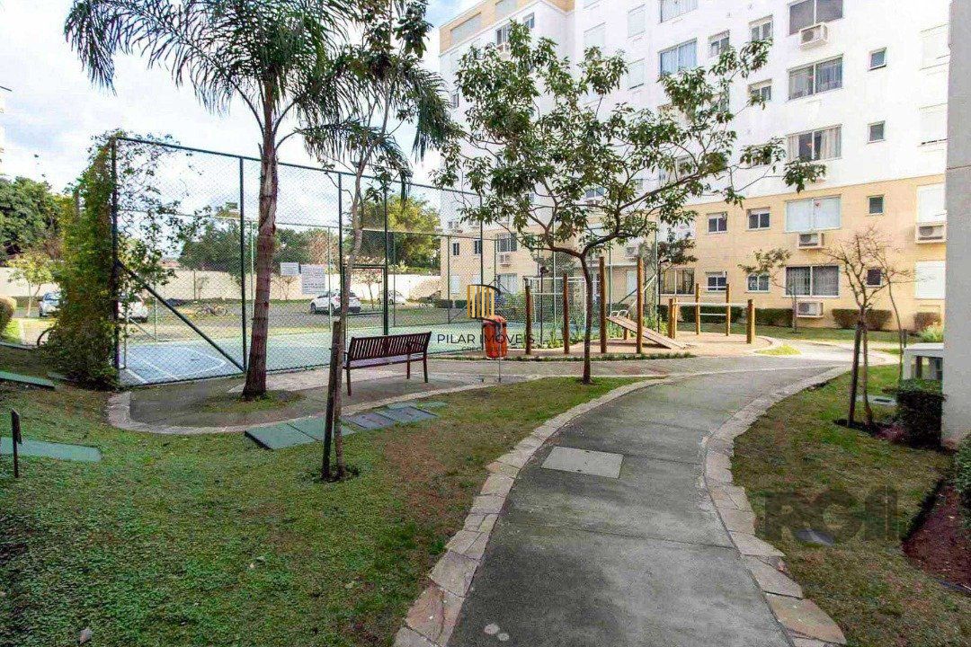Apartamento 2 quartos, 1 vaga escritura, elevador - Bairro Cristal