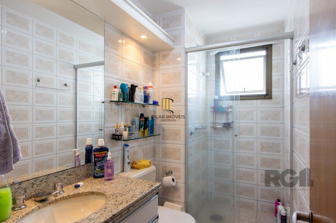 Apartamento com 3 dormitórios. sendo 1 site