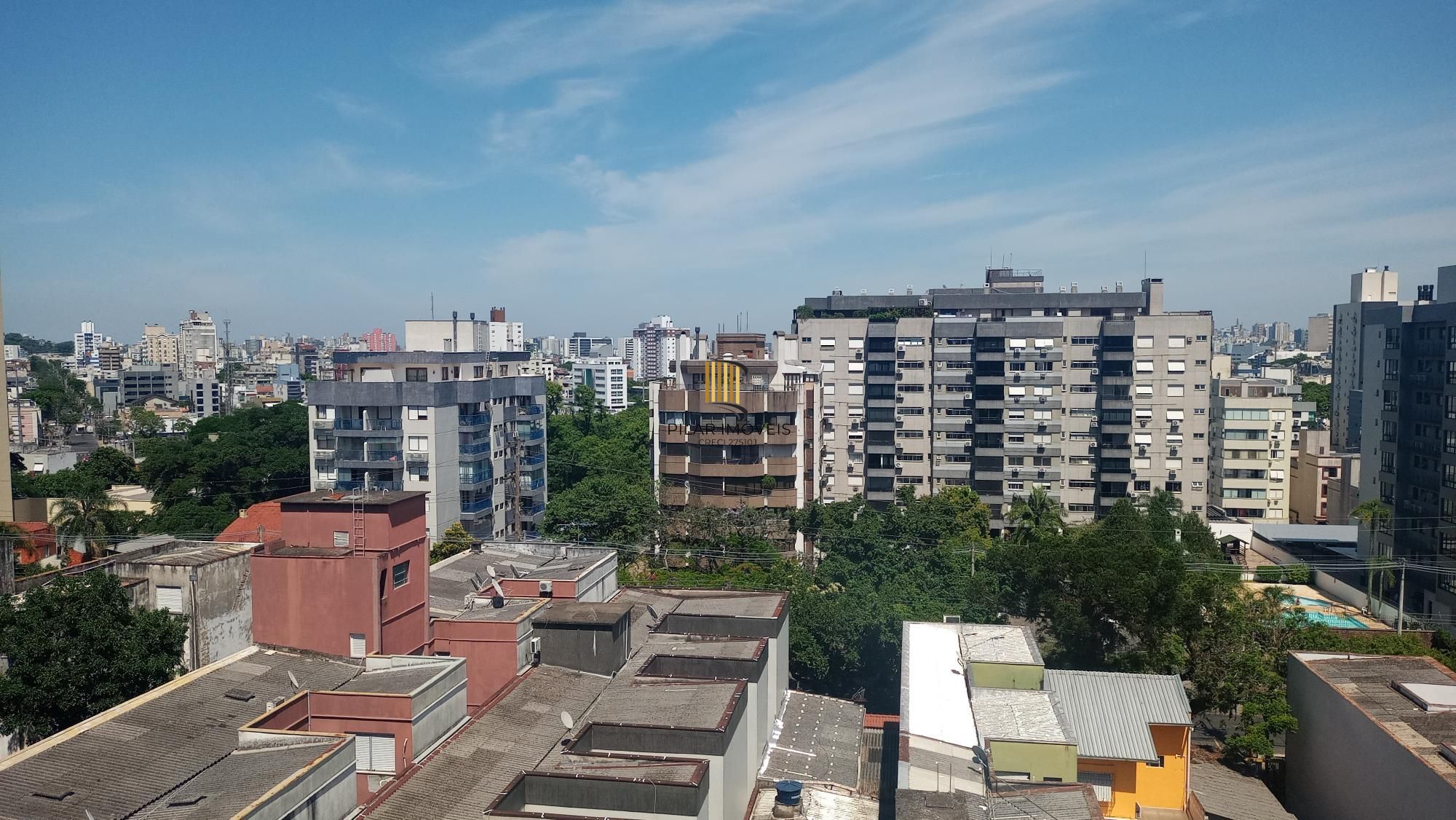 Cobertura com 2 dormitórios no bairro Petrópolis