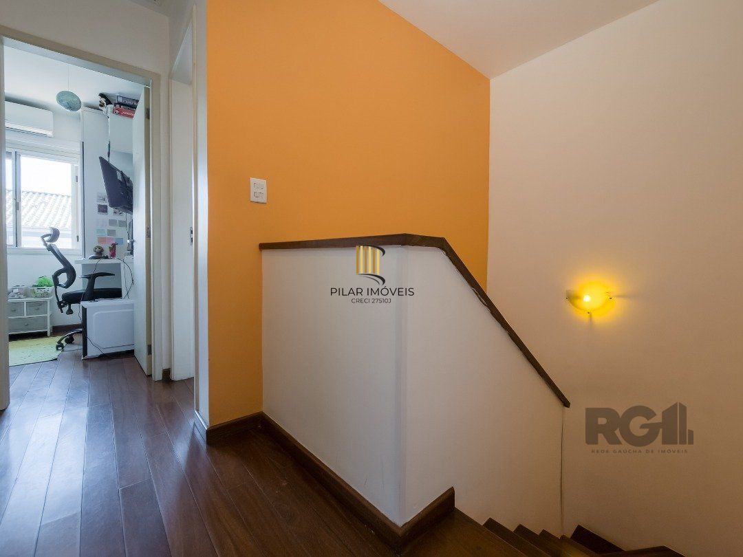 Casa de Condomínio 3 dormitórios no bairro Vila Nova