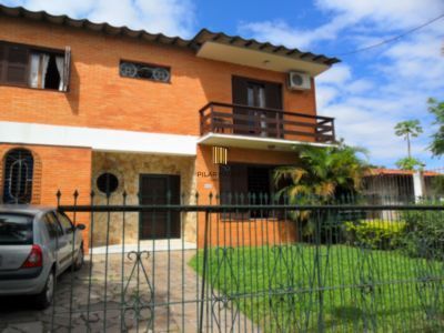 Casa para Venda - 270m², 5 dormitórios, sendo 1 suites, Guarujá