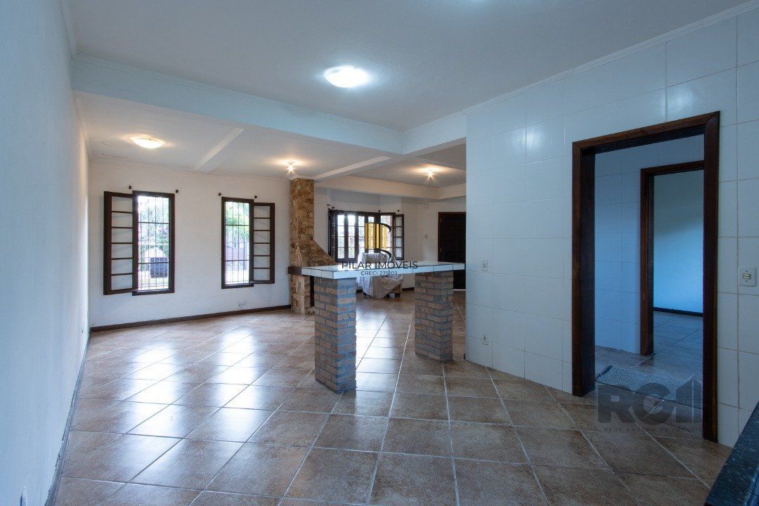 Casa para Venda - 267.81m², 3 dormitórios, sendo 1 suites, 4 vagas - Ipanema