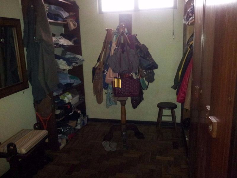 Casa para Venda - 400m², 3 dormitórios, sendo 1 suites, 2 vagas - Cristal