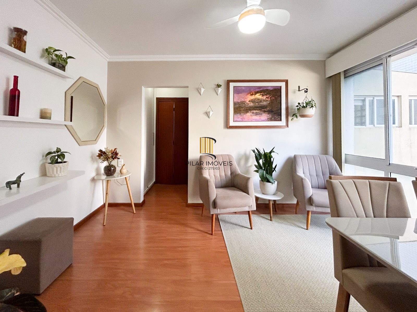 Apartamento 1 dormitório com vaga de garagem no Cristal