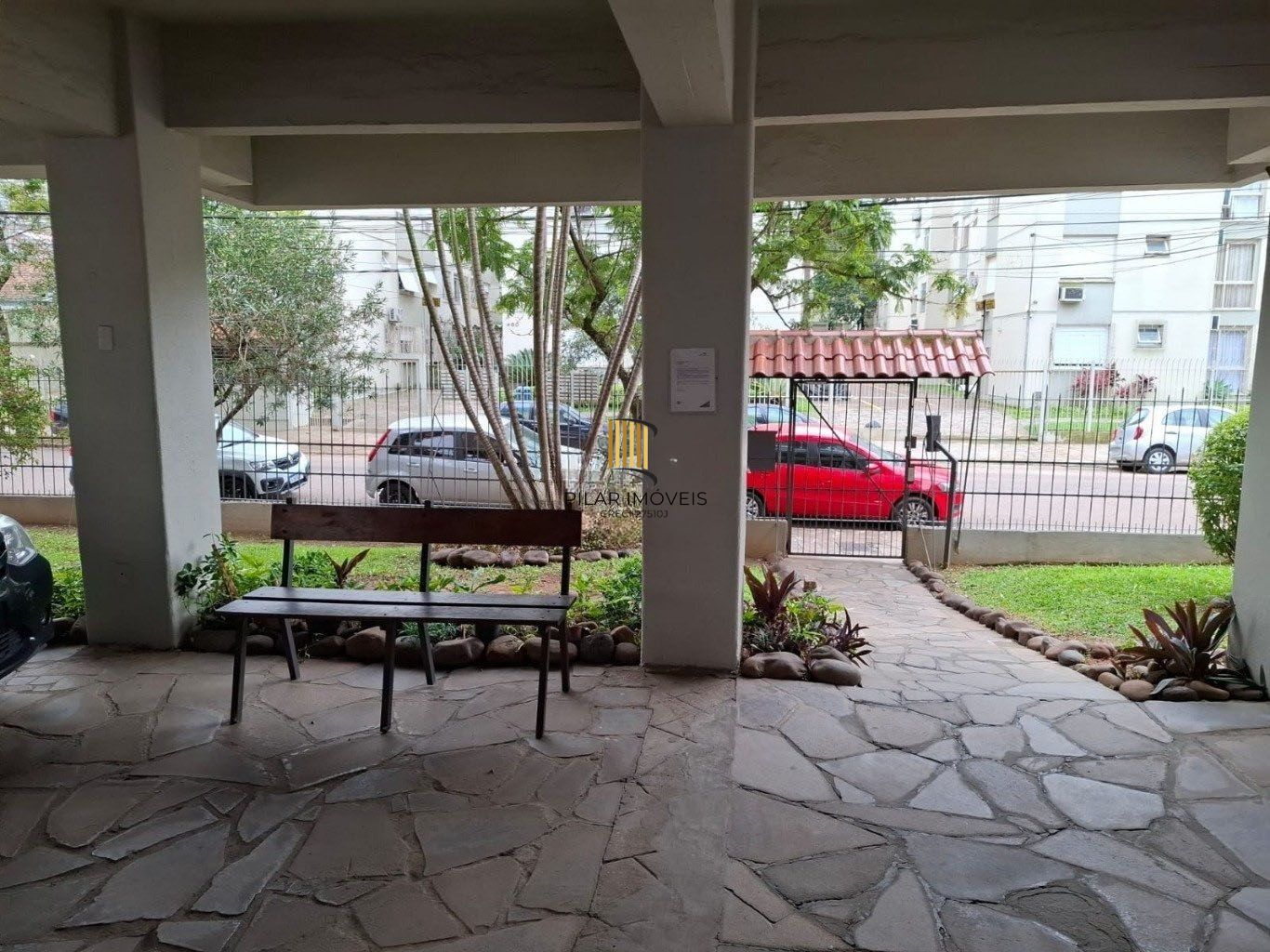 Apartamento com 2 quartos à venda no bairro Jardim do Salso, Porto Alegre