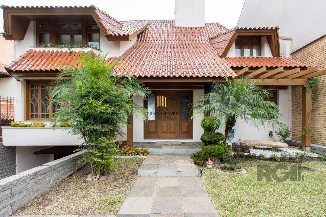 Casa para Venda com 4 dormitórios, sendo 2 suites e 4 vagas no bairro Jardim Isabel