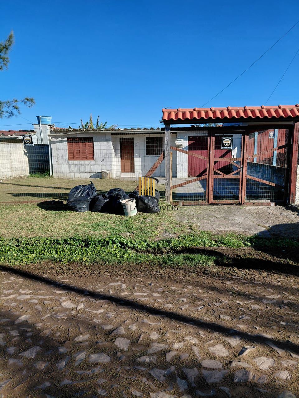Casa Simples aconchegante 2 dormir e belo Pátio