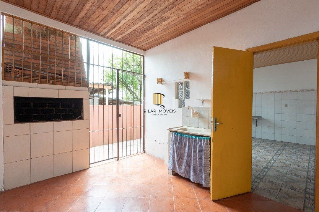 Casa para Venda - 50m², 2 dormitórios, 1 vaga - Cavalhada