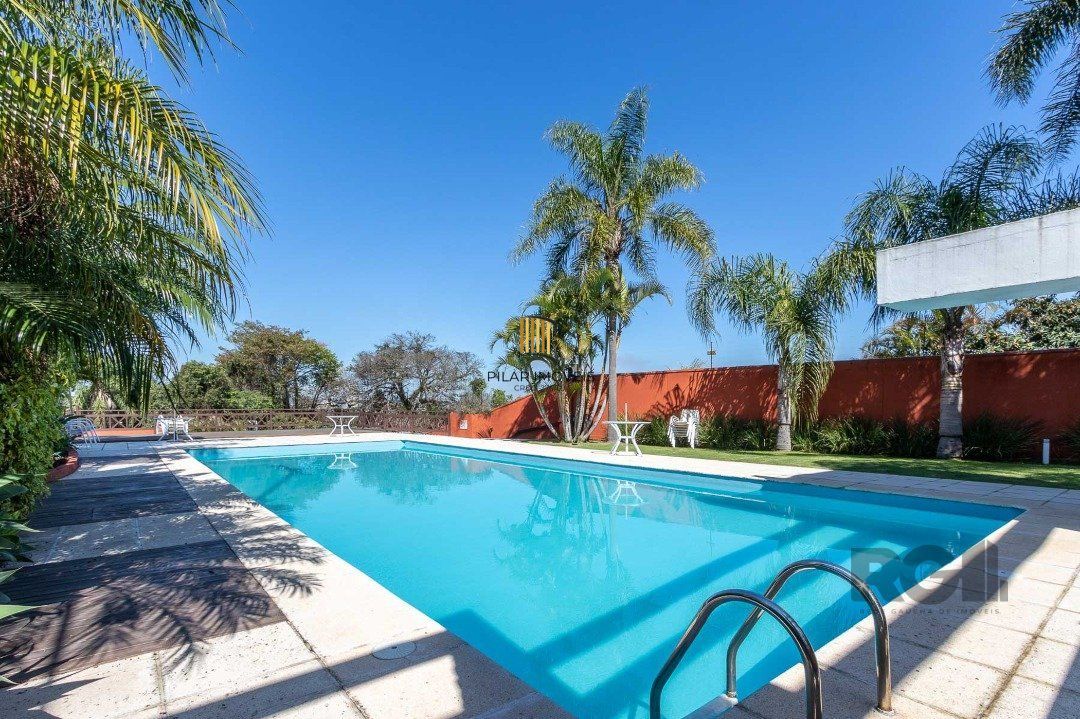 Casa Condominio para Venda - 384.33m², 3 dormitórios, sendo 1 suites, 3 vagas - Cristal