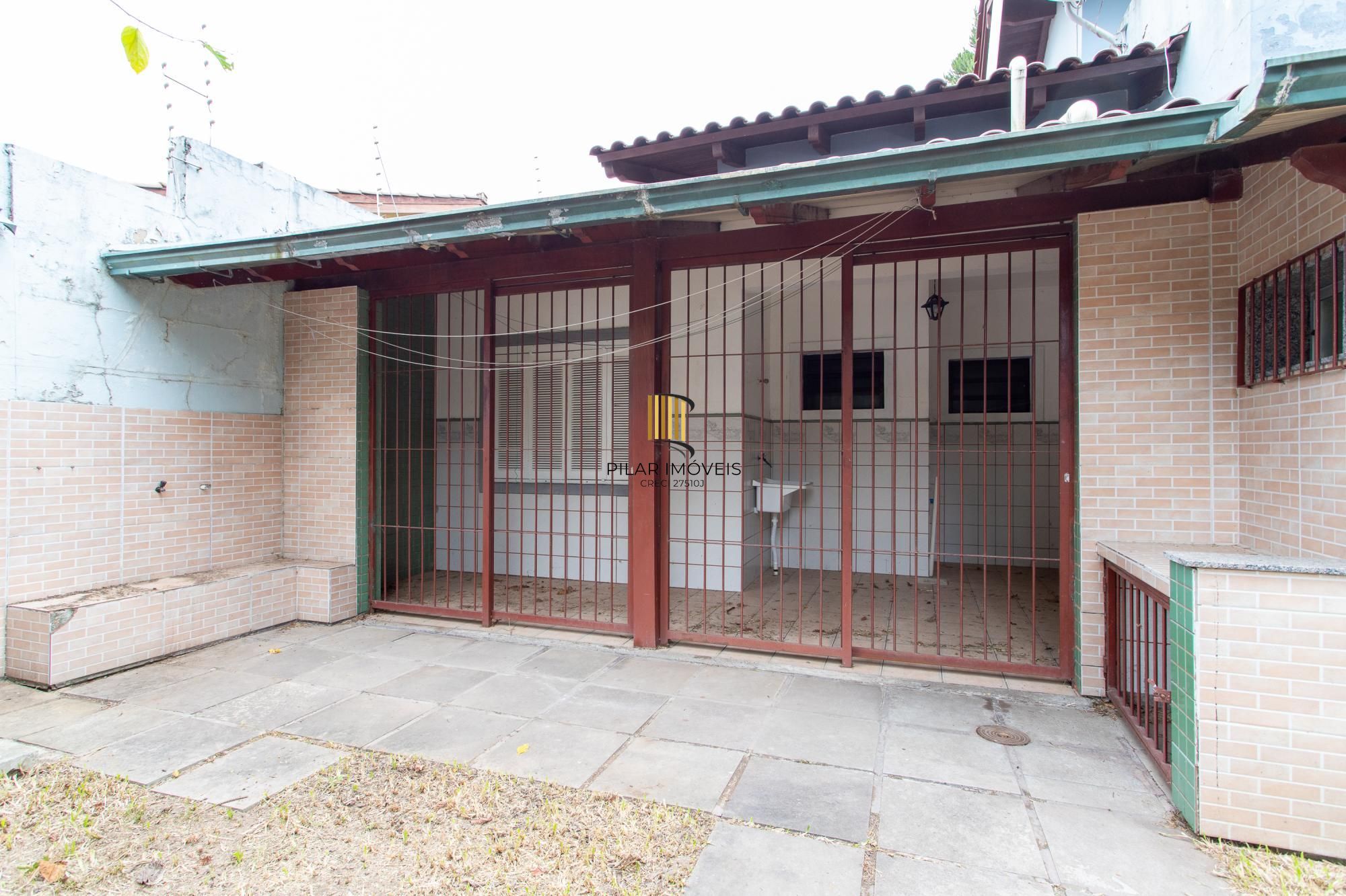 Casa 3 dormitórios no bairro Aberta dos Morros