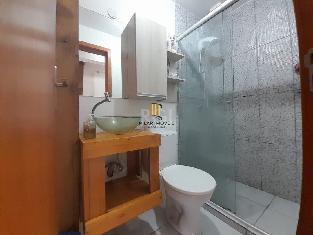 CASA EM CONDOMÍNIO COM 3 DORMITÓRIOS NA HÍPICA