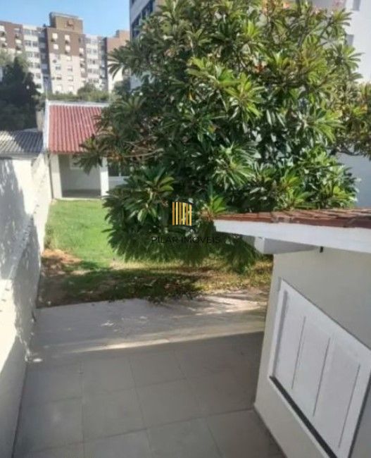 Casa 5 dormitórios I 1 suíte -  Bairro Cristal