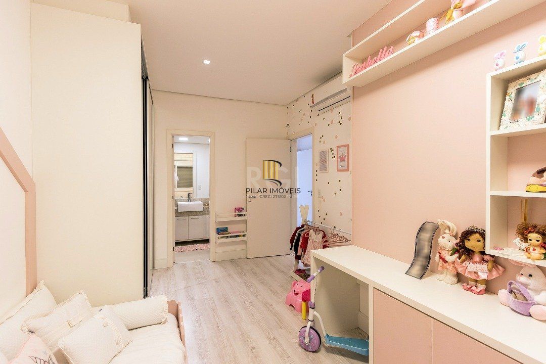 Cobertura para Venda - 319.17m², 3 dormitórios, sendo 3 suites, 4 vagas - Cristal