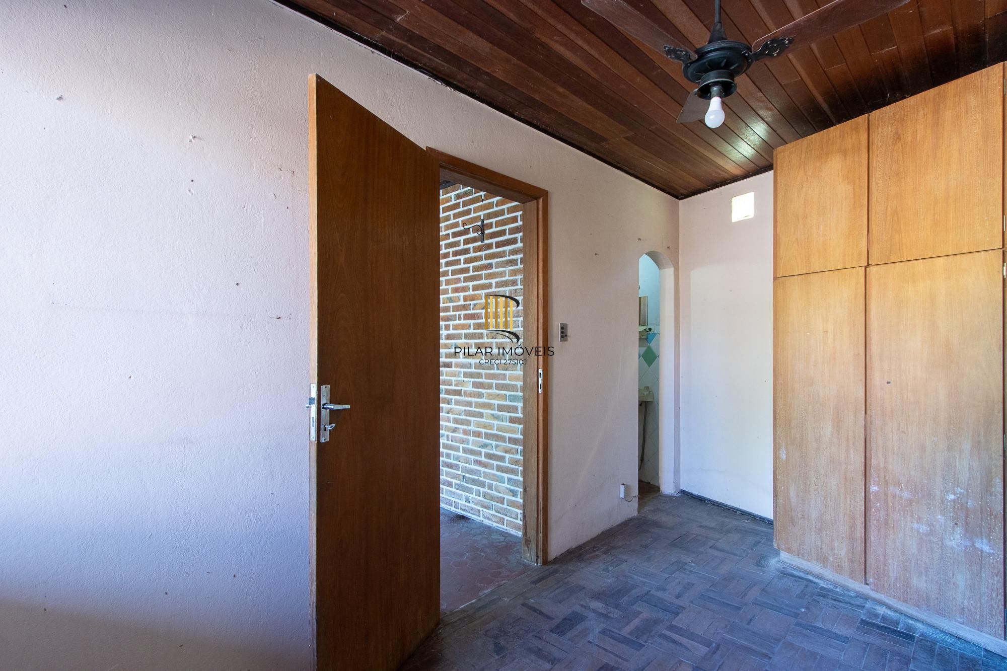 Casa 3 dormitórios no bairro Belém Novo