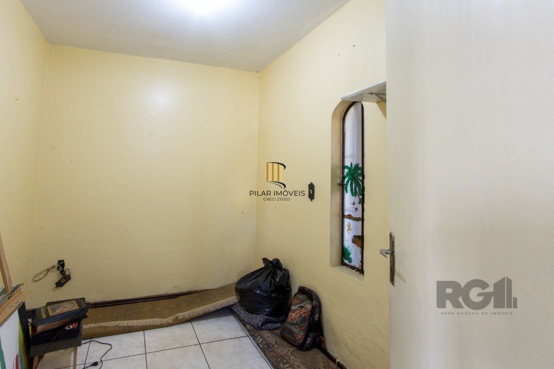 Sobrado para Venda - 170m², 3 dormitórios, sendo 1 suites, 2 vagas - Serraria