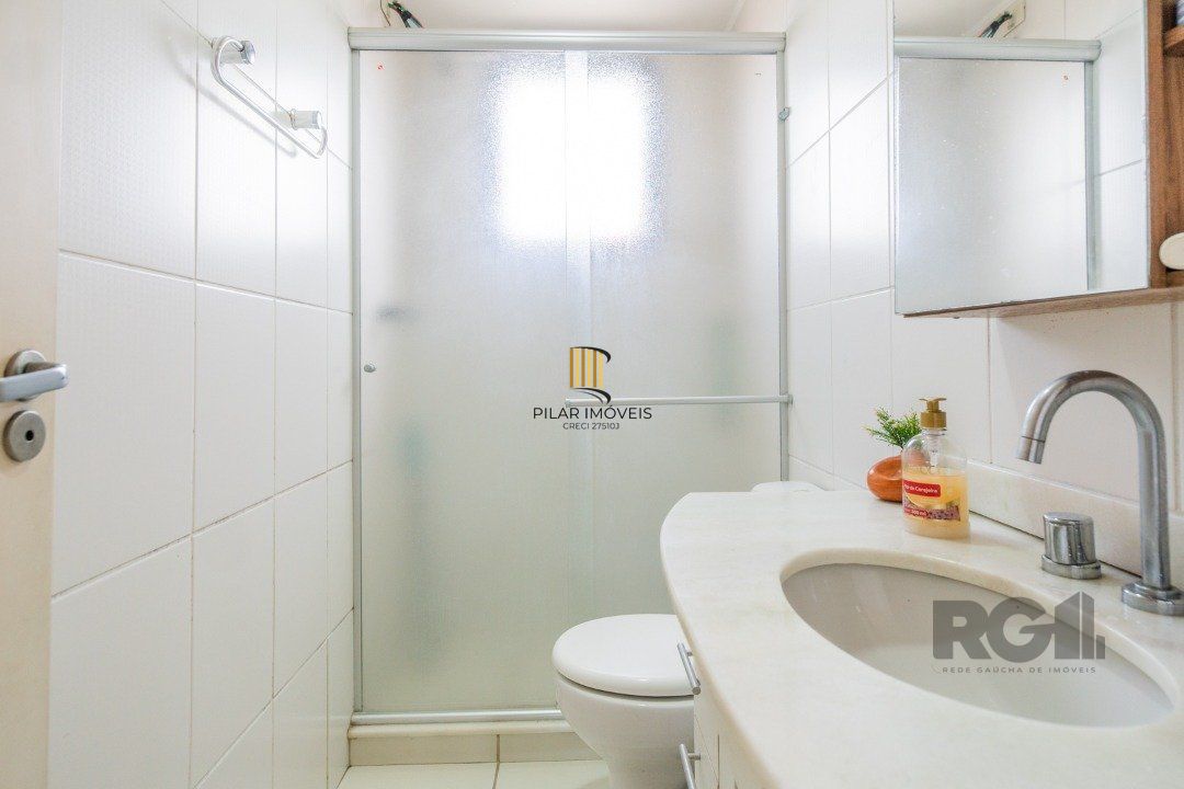 Cobertura Horizontal,  3 quartos, 1 suite, piscina, condominio com infra, 2 vagas - Bairro Tristeza