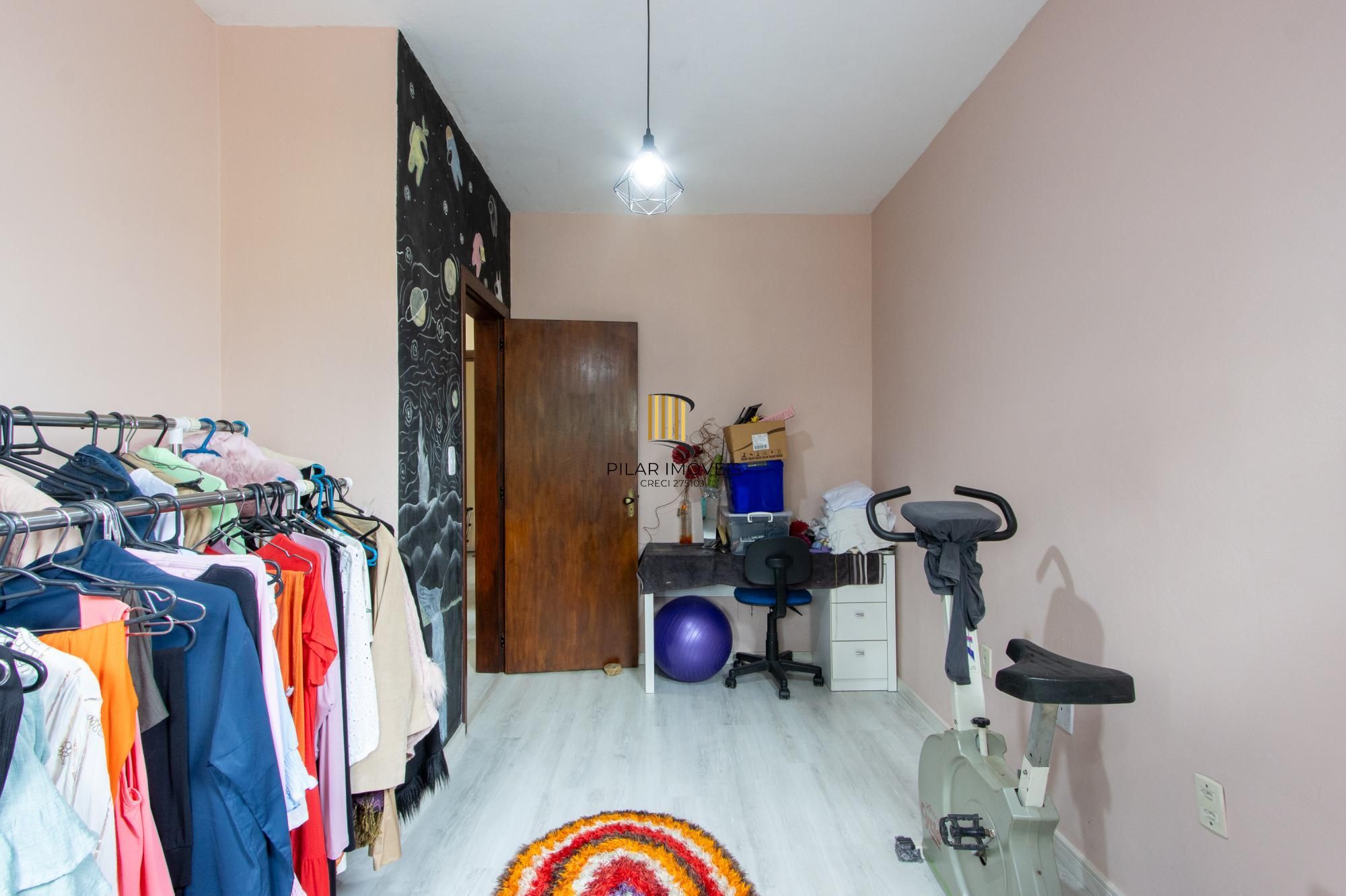 Casa 3 dormitórios no bairro Vila Nova