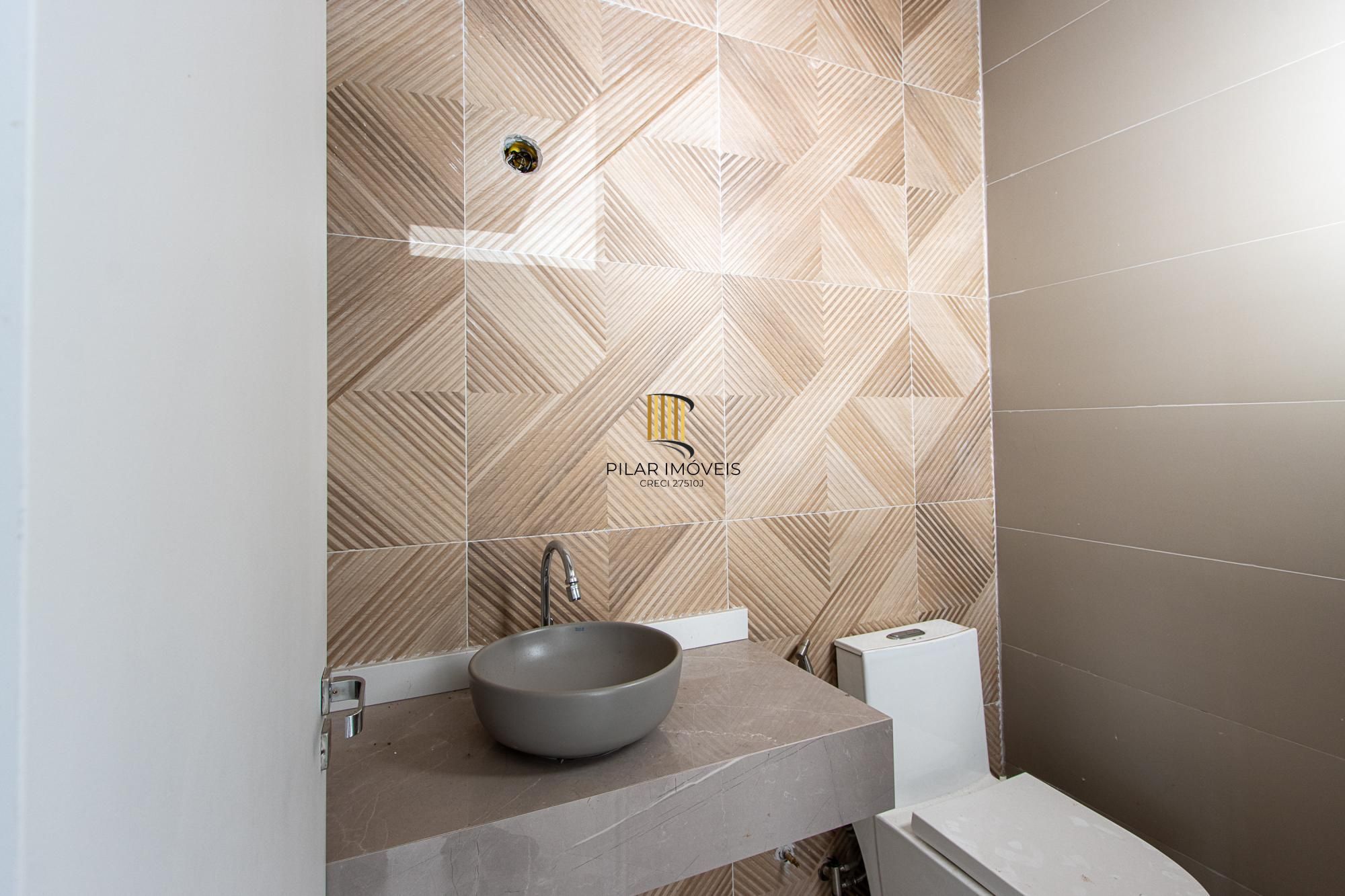 Casa de condomínio, 3 dormitórios, 3 suítes.