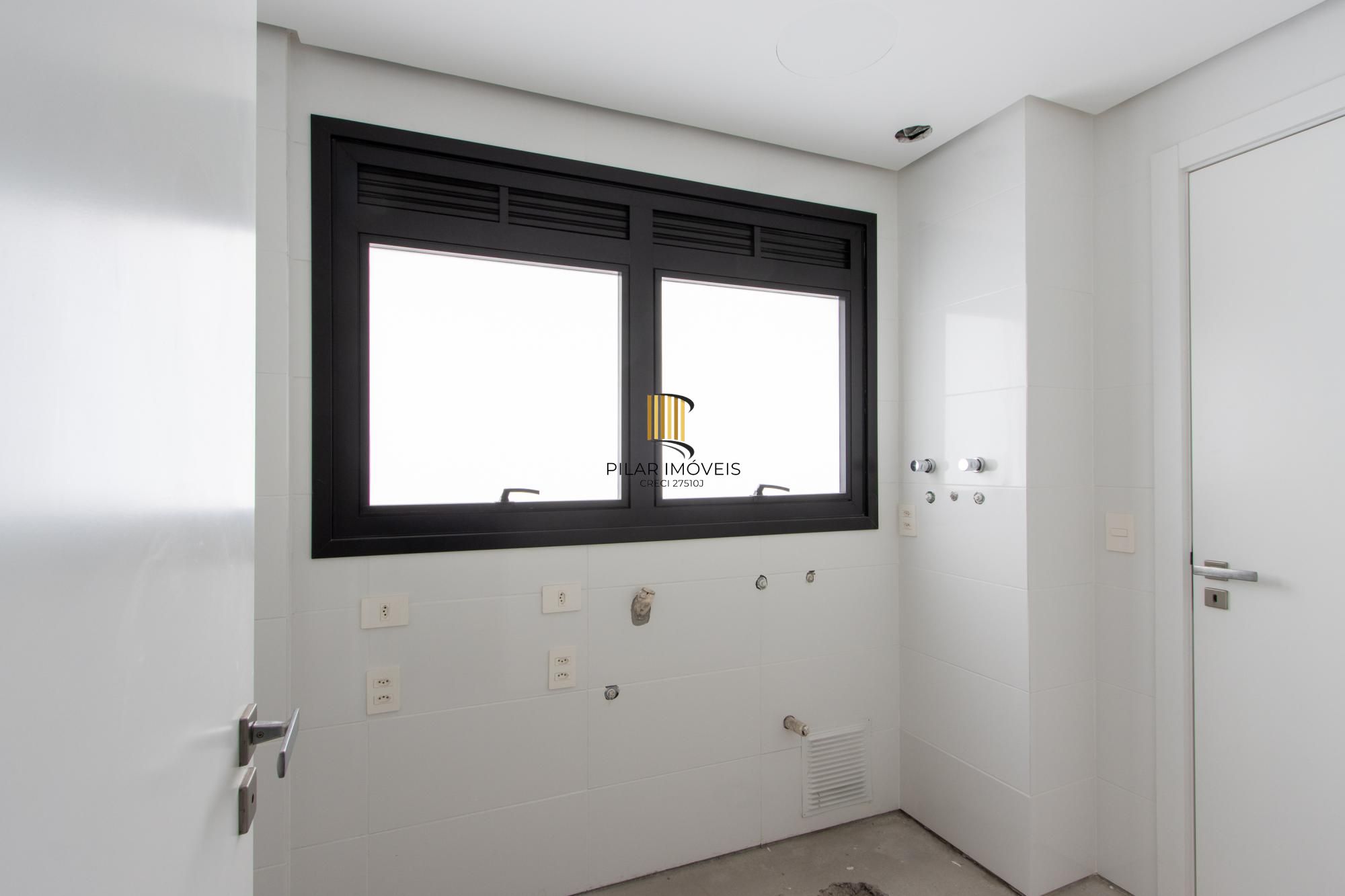 Apartamento 4 dormitórios no bairro Bela Vista
