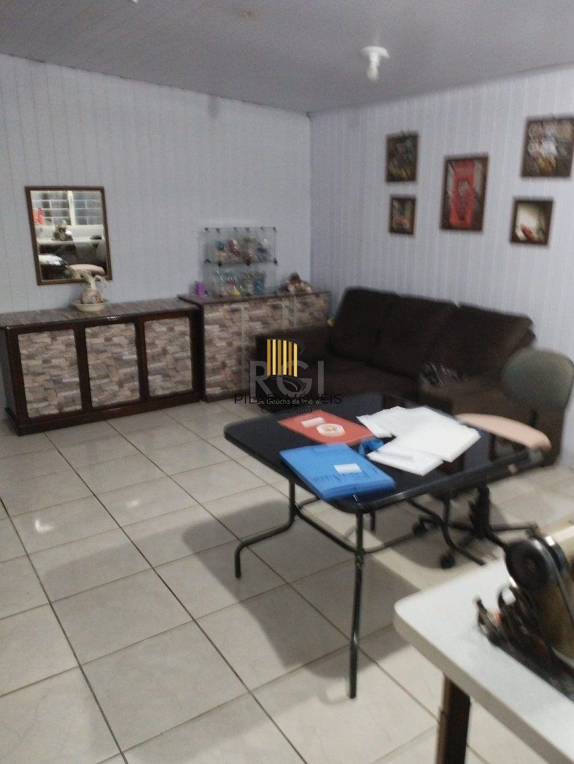 Casa 2 dormitórios no bairro Cavalhada