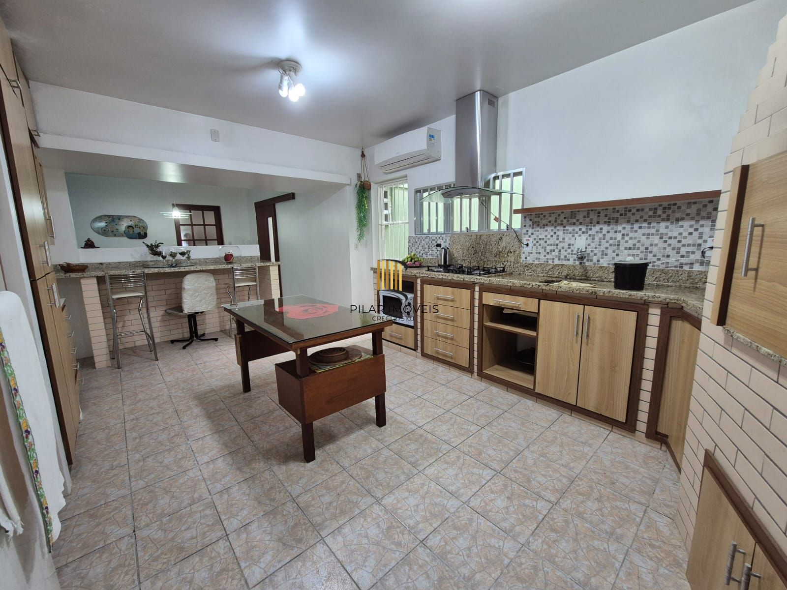 Casa de Condomínio 3 dormitórios no bairro Cavalhada