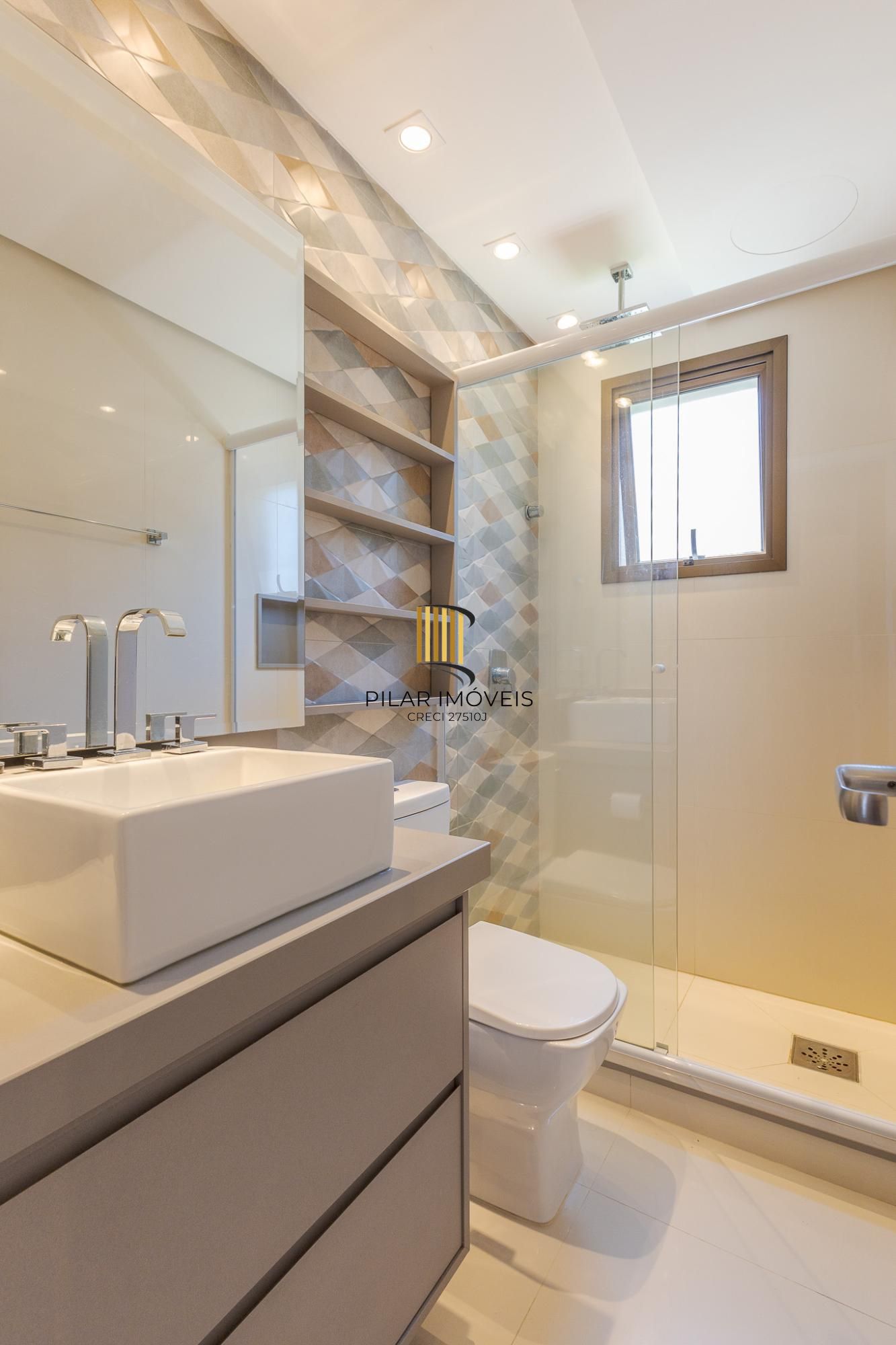 Apartamento 2 dormitórios no Petrópolis