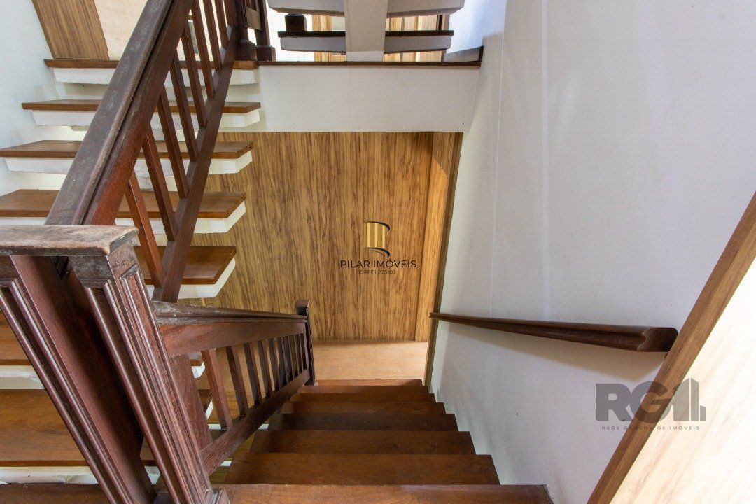 Excelente casa comercial com aproximadamente 300m² de área construída