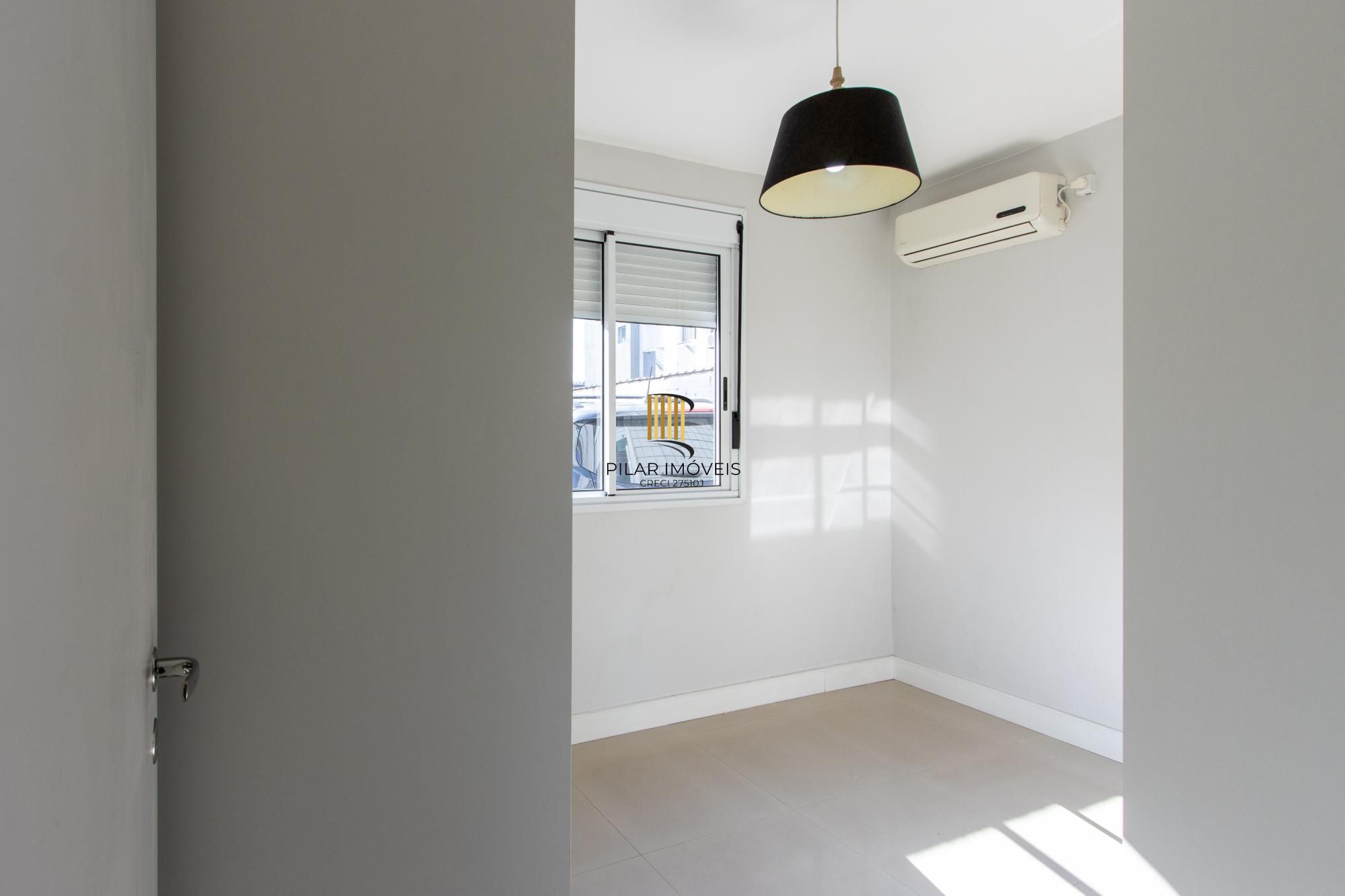 Apartamento 2 dormitórios no bairro Cristal
