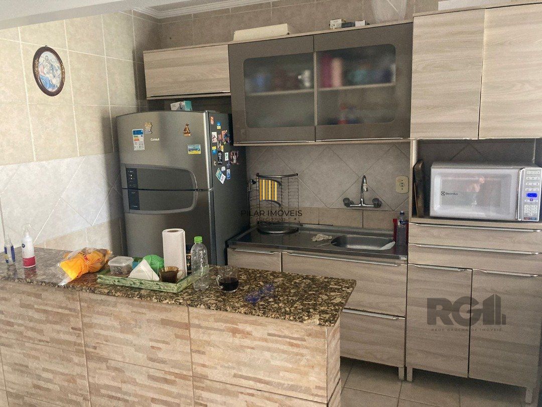 CASA | 2 DORMITÓRIOS | 1 SUÍTE | 2 VAGAS | PISCINA | SACADA | BAIRRO HÍPICA | ZONA SUL