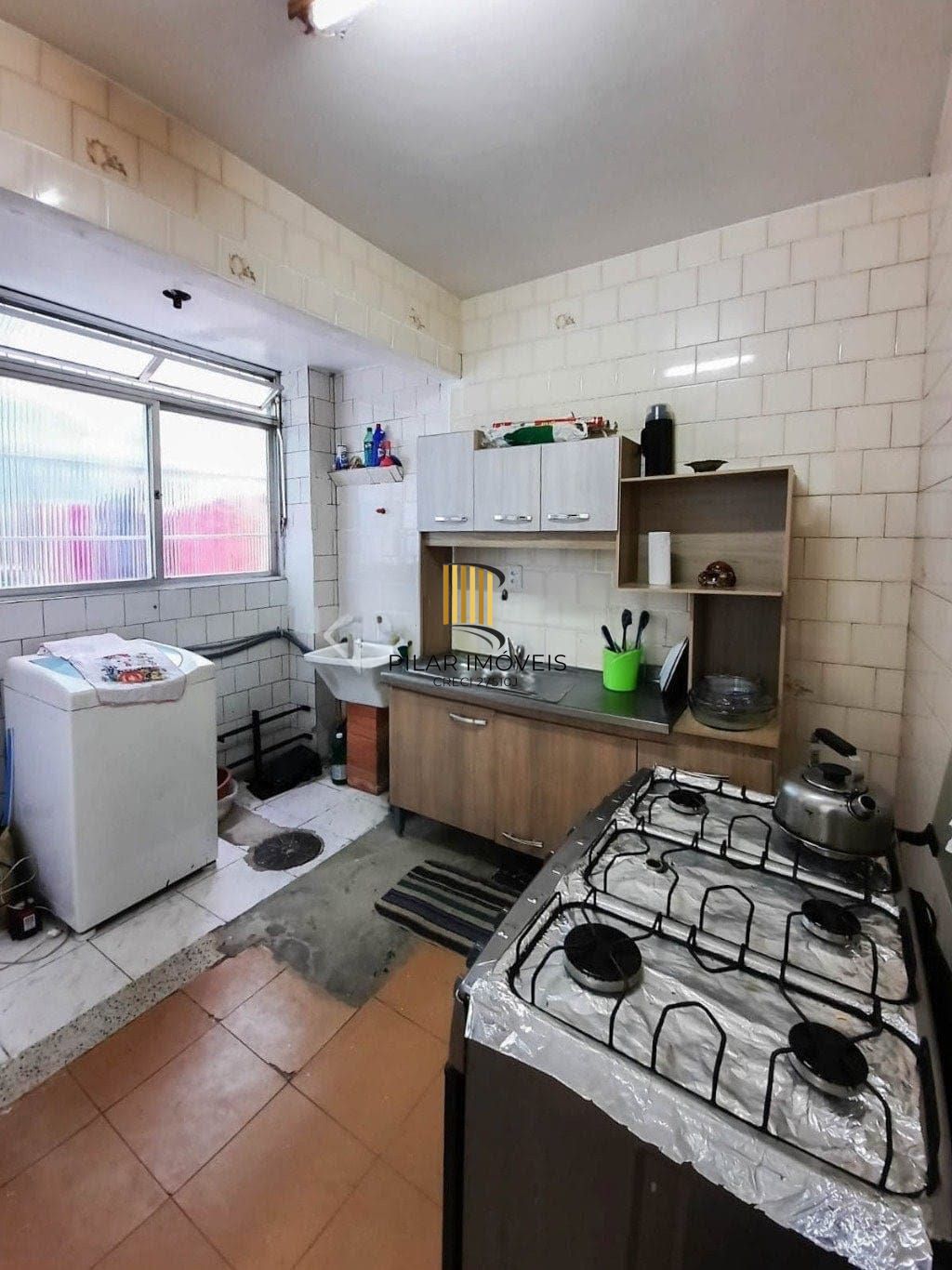 Apartamento de 2 dormitórios á venda no bairro Cristal em Porto Alegre.