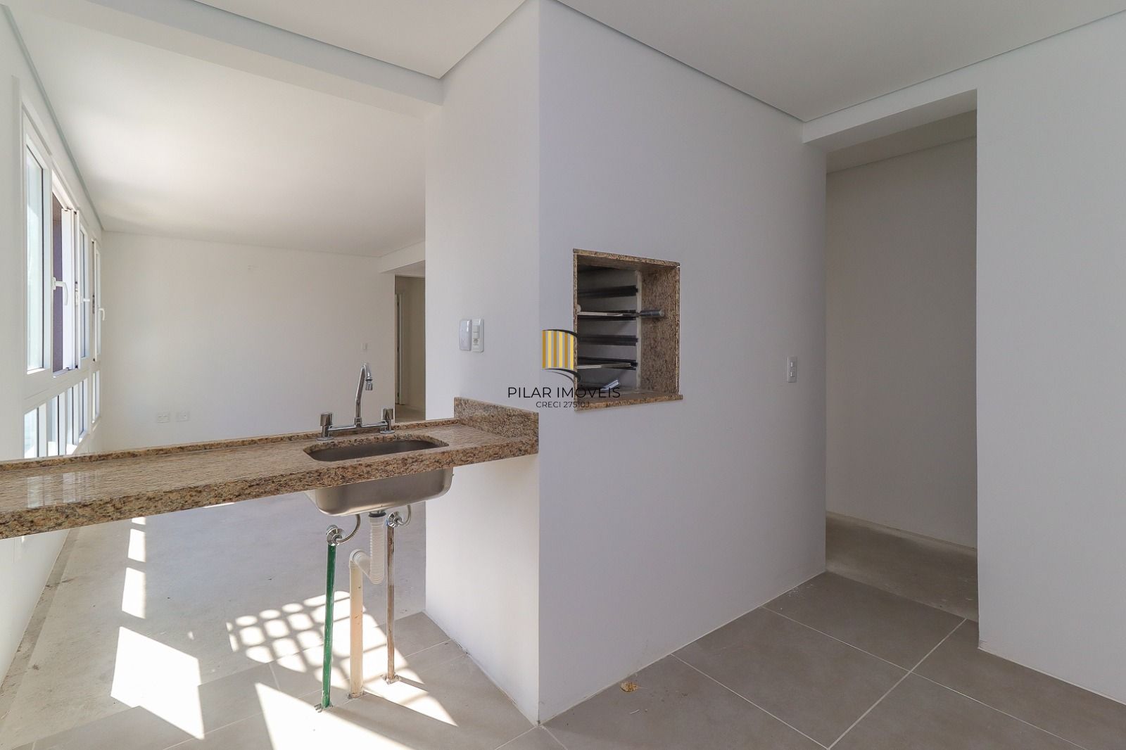 Apartamento 2 dormitórios no bairro Tristeza